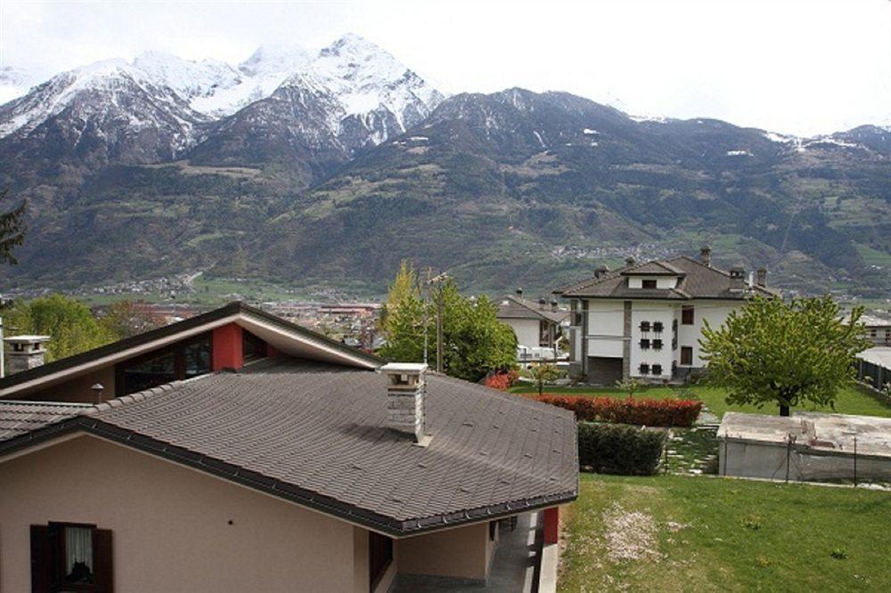 Hotel & Restaurant Le Charaban Aosta Exteriér fotografie
